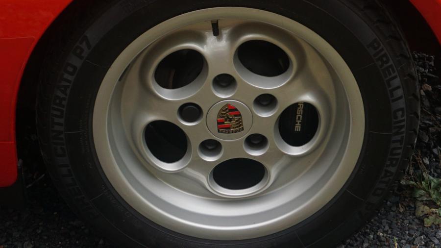 Колеса Porsche 944 Turbo 1986 года  (фото 67 из 149)